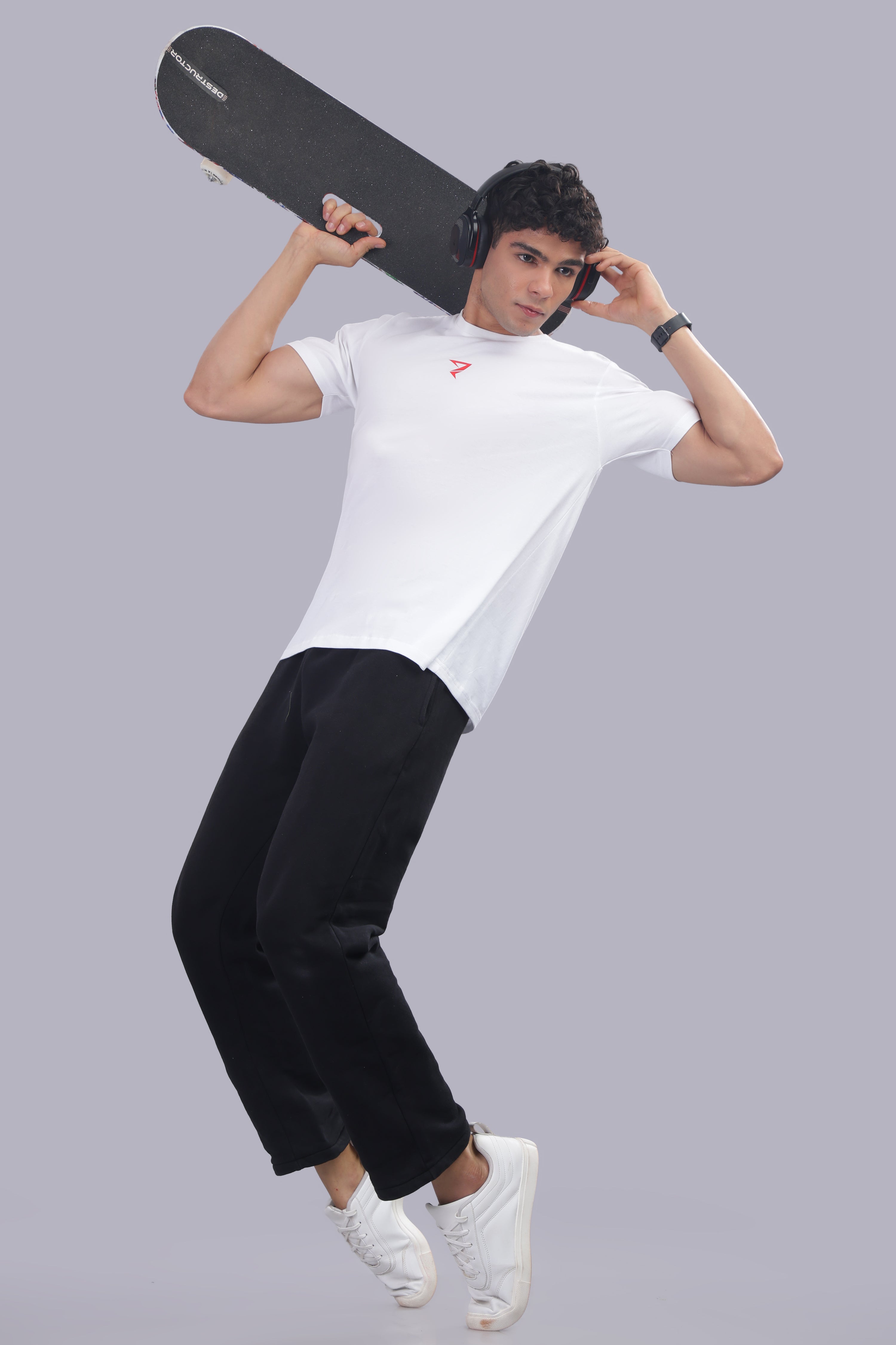 BOLD BACK GRAHPIC HALF SELVEES