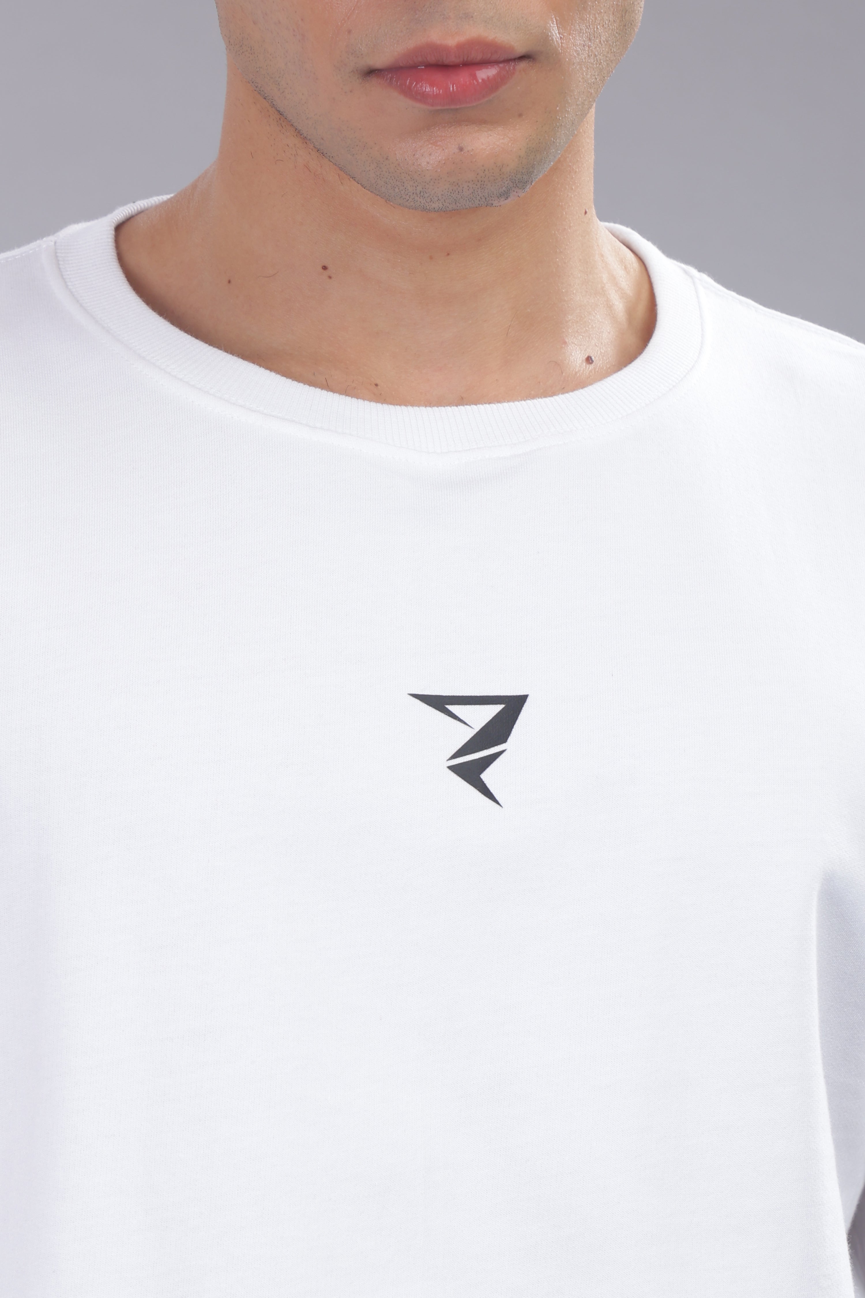 VTAPER OVERSIZE LEGACY TSHIRT
