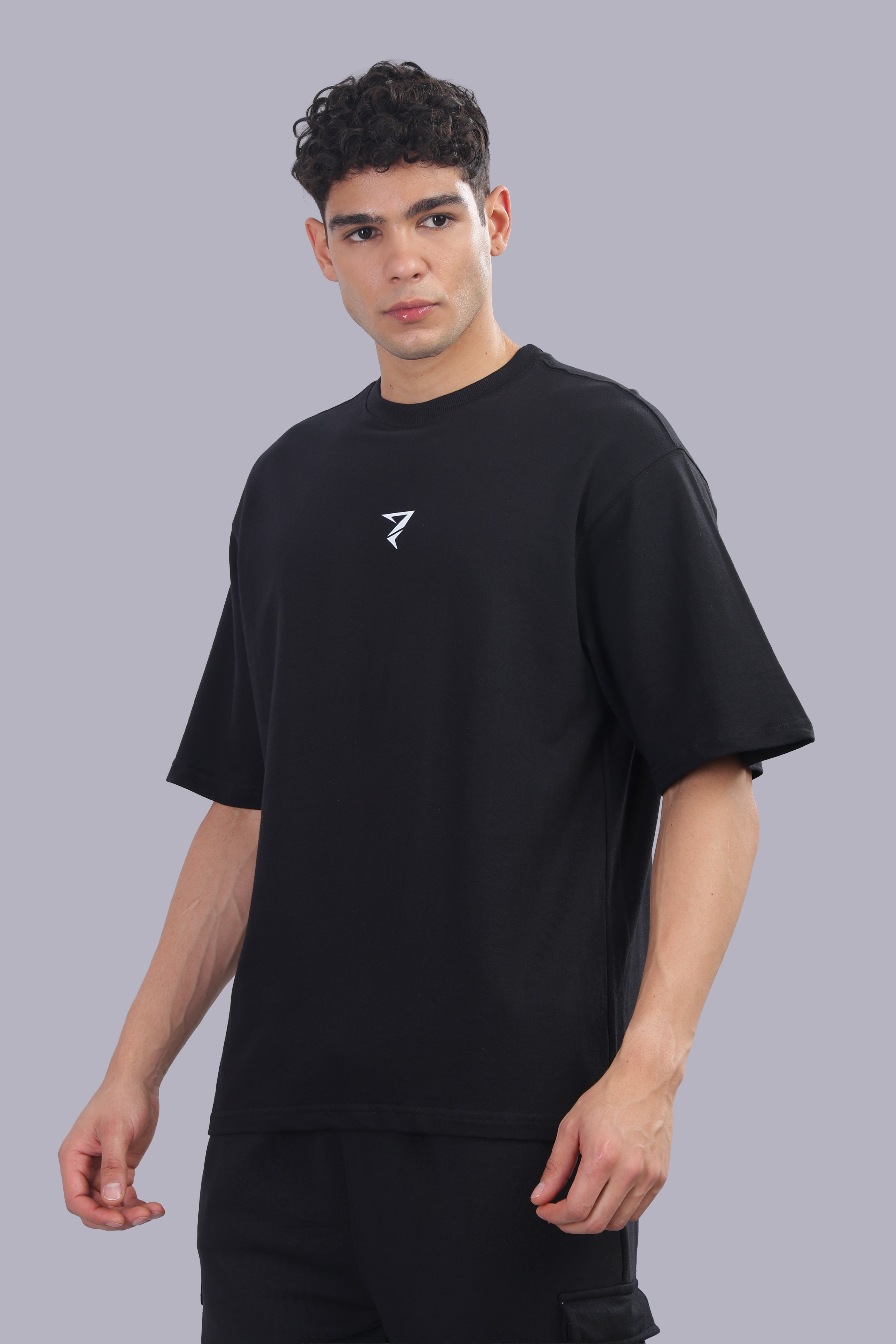 VTAPER OVERSIZE GRAHPIC HALF SELVEES