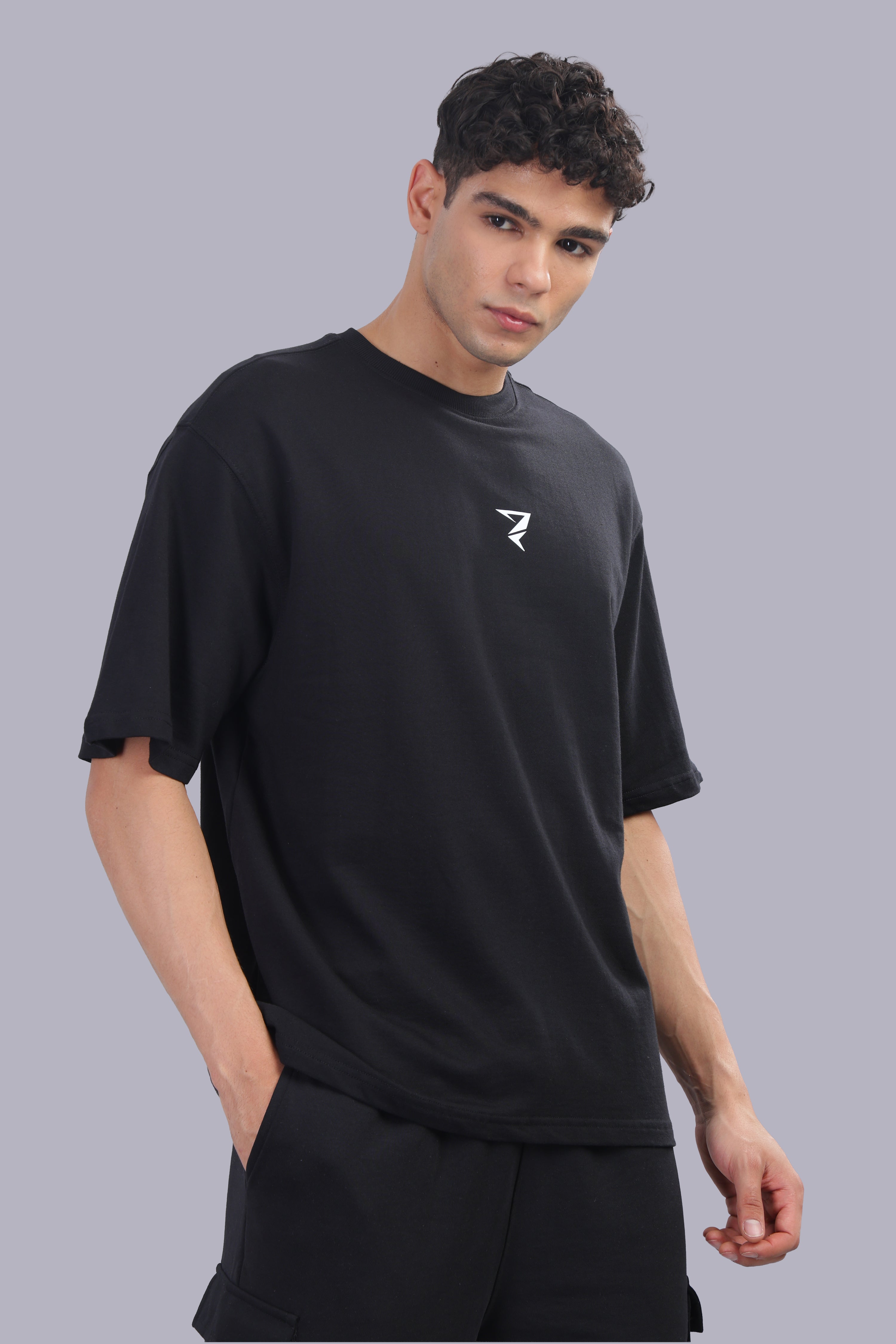 VTAPER OVERSIZE GRAHPIC HALF SELVEES